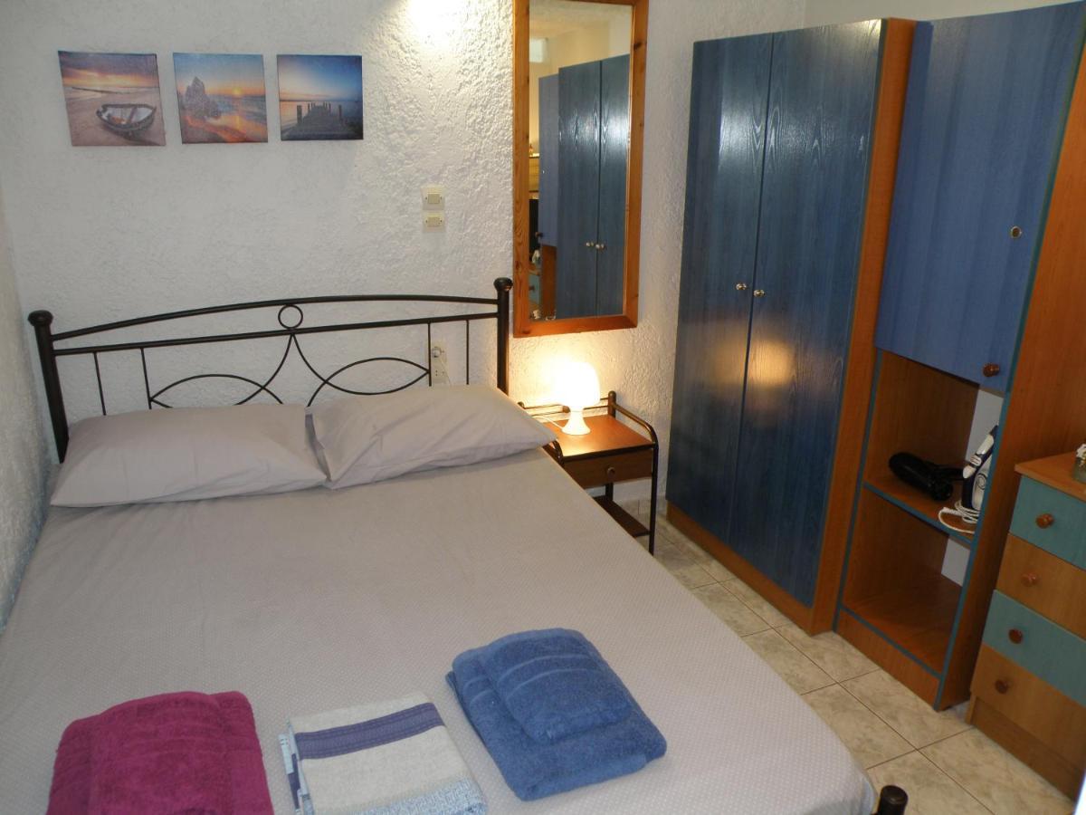Talos Apartments And Studios Heraklion  ภายนอก รูปภาพ