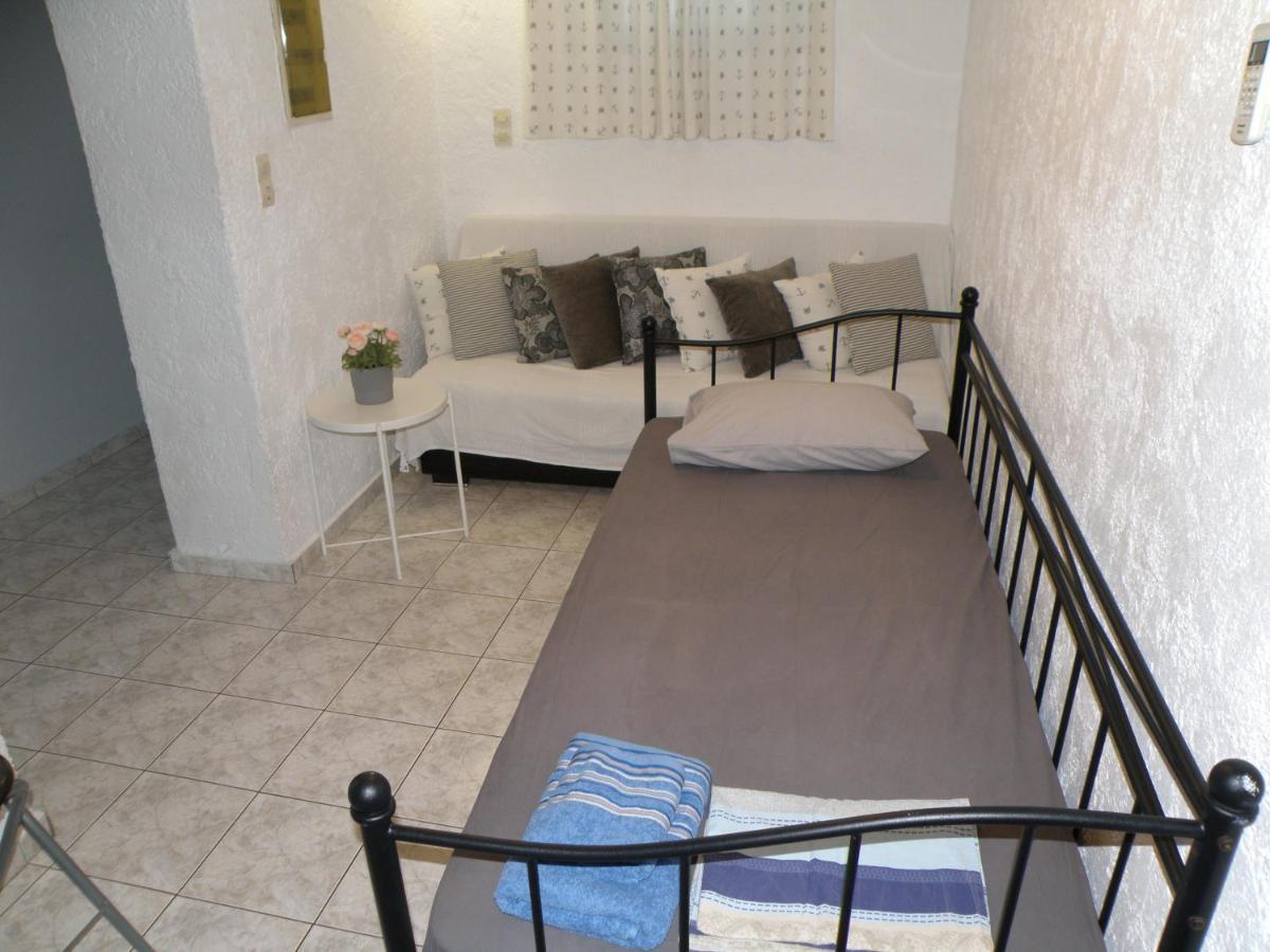 Talos Apartments And Studios Heraklion  ภายนอก รูปภาพ