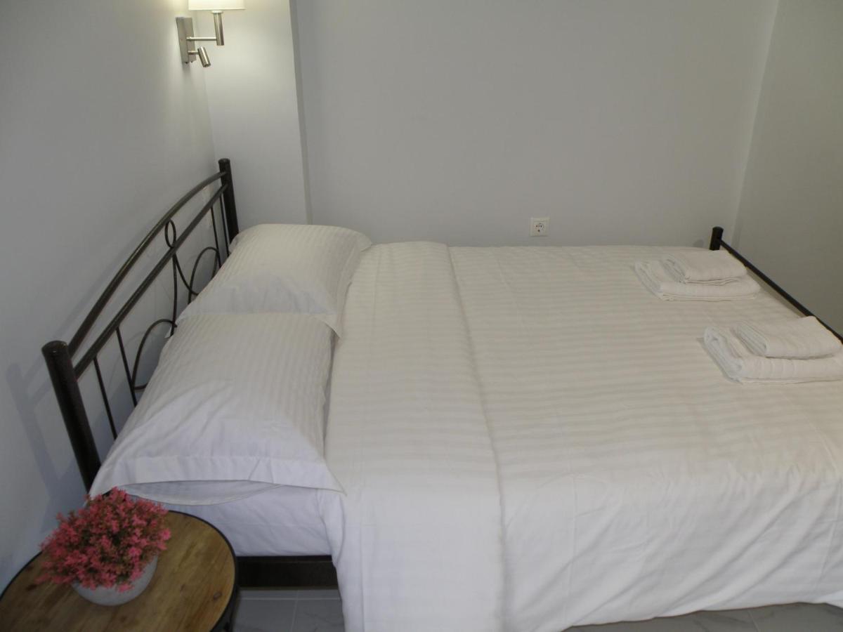 Talos Apartments And Studios Heraklion  ภายนอก รูปภาพ