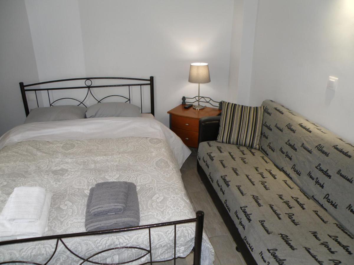 Talos Apartments And Studios Heraklion  ภายนอก รูปภาพ