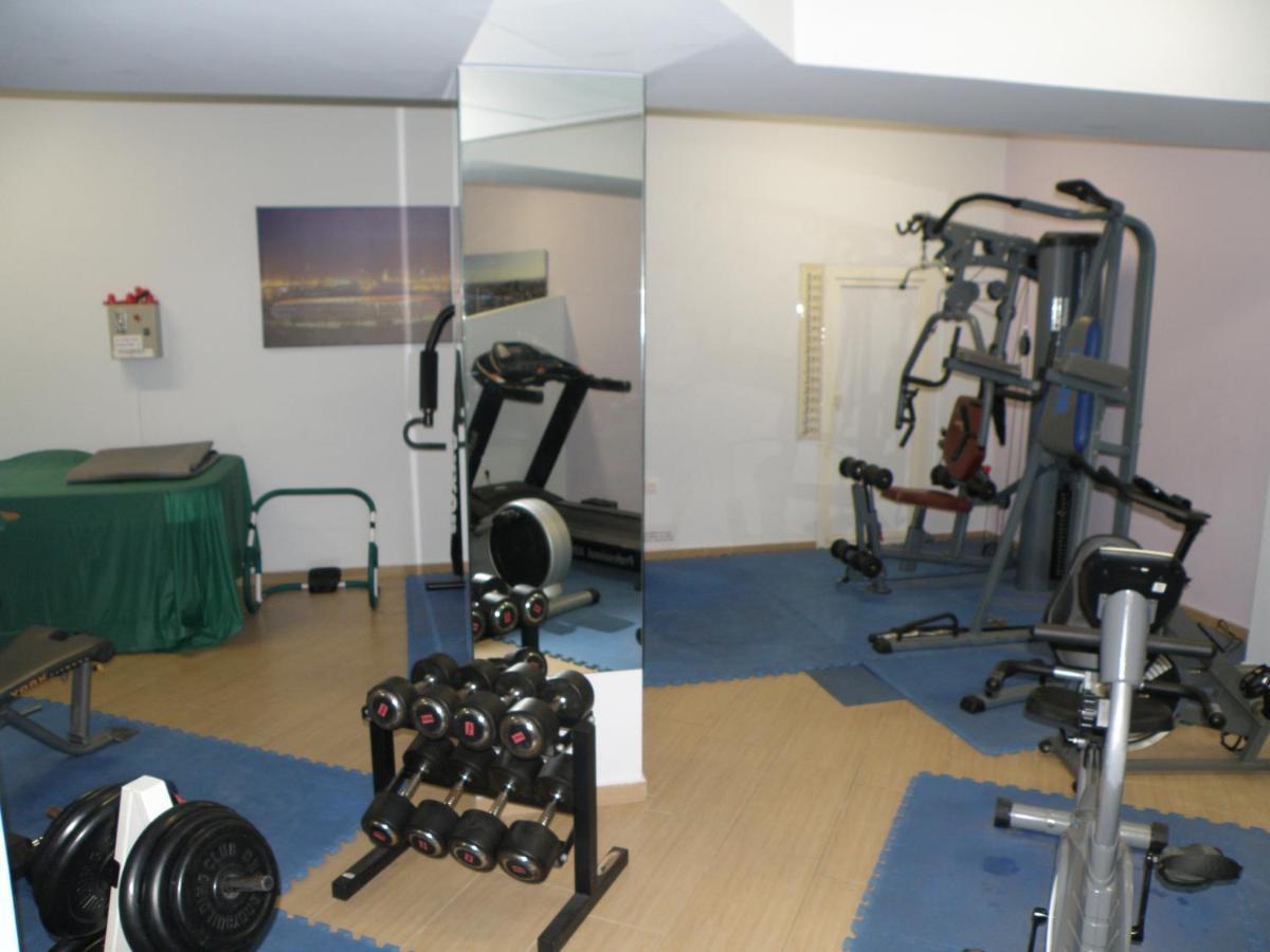 Talos Apartments And Studios Heraklion  ภายนอก รูปภาพ